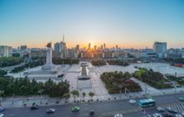 八一广场江西景点