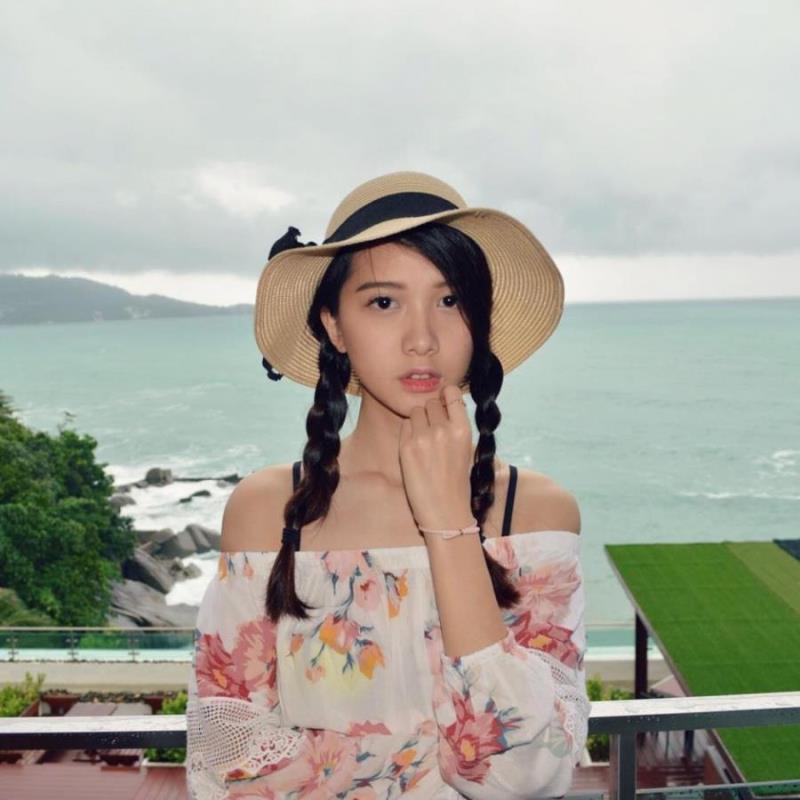 上海空姐名媛支称玉自我介绍