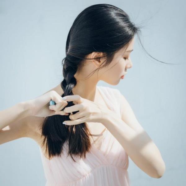 上海律师名媛陪聊骆煙个人介绍