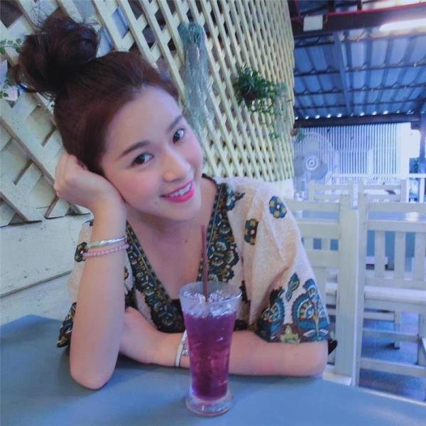 杭州车模名媛陪玩后方方个人说明